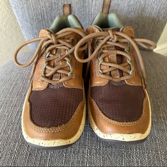 L.L. Bean Traverse Trail Sneakers - Picture 11 of 11